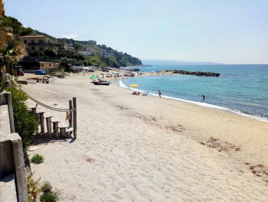 Casa Di Giorgio-fronte * Pizzo (Calabria)